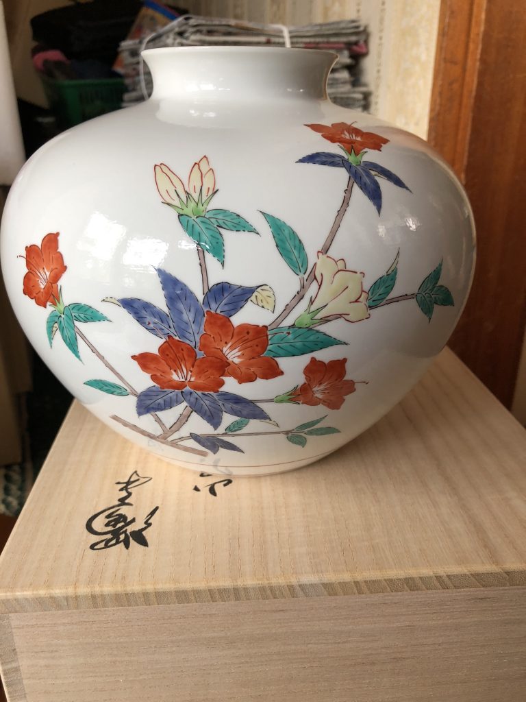 【静岡県湖西市】花瓶（柿右衛門）のお買取りをいたしました。